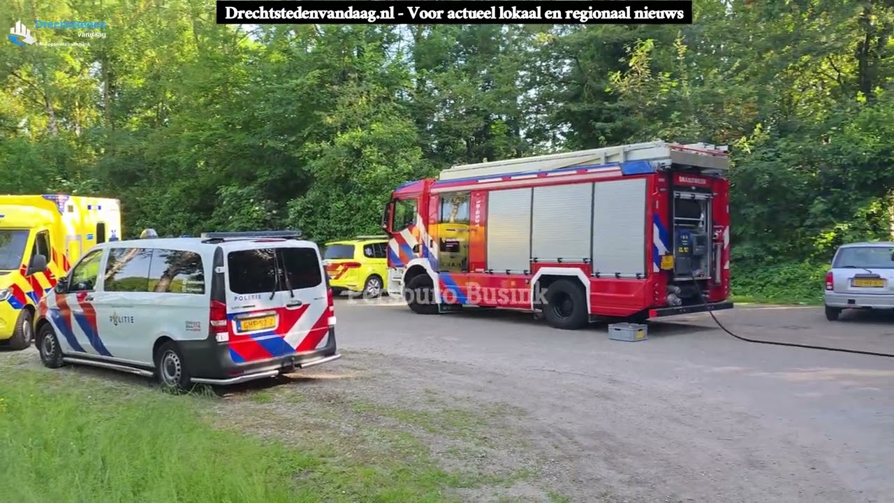 Hulpdiensten massaal ingezet voor drenkeling in zwemplas De Merwelanden in Dordrecht