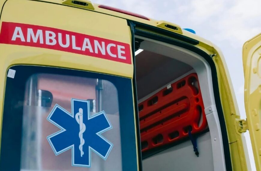 Zware motorcrash wordt 17-jarige fataal: broer probeert hem te reanimeren