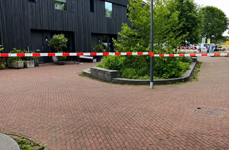 Bizarre beelden opgedoken van meisje (15) dat wordt verdacht van moord op&hellip;