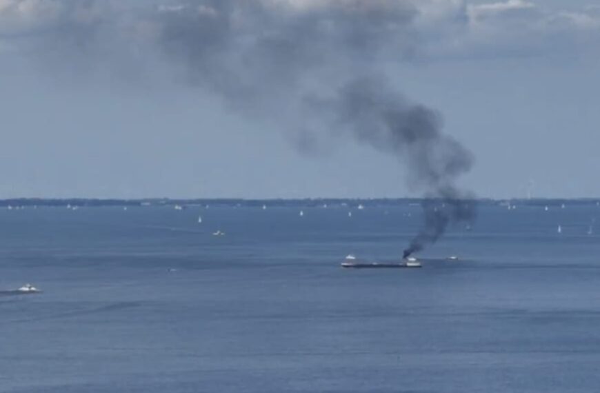 Heftig incident op het water bij Urk: explosie op zeilboot