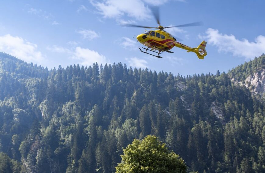 Grote reddingsactie in Oostenrijkse Alpen: 36 wandelaars in problemen