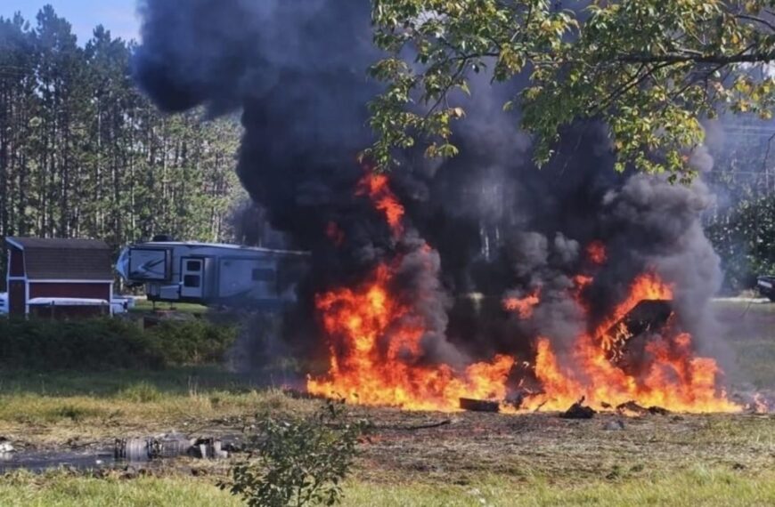 F-16 stort neer tijdens training: omgeving ge&euml;vacueerd vanwege giftige stof